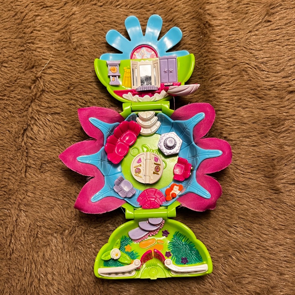 Polly Pocket Bundle - Picture 7 of 9
